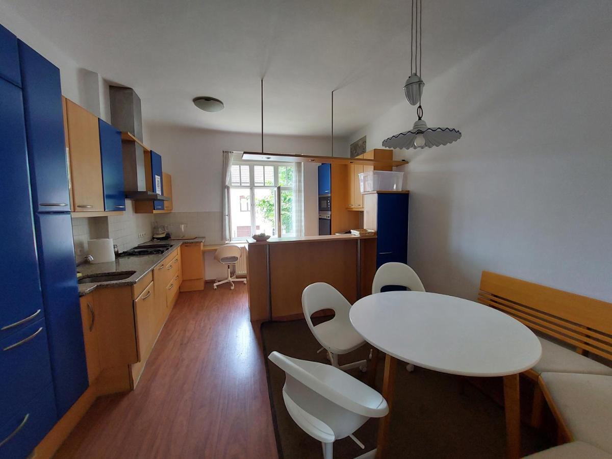 Hotel R24, Rose House Lubiana Esterno foto