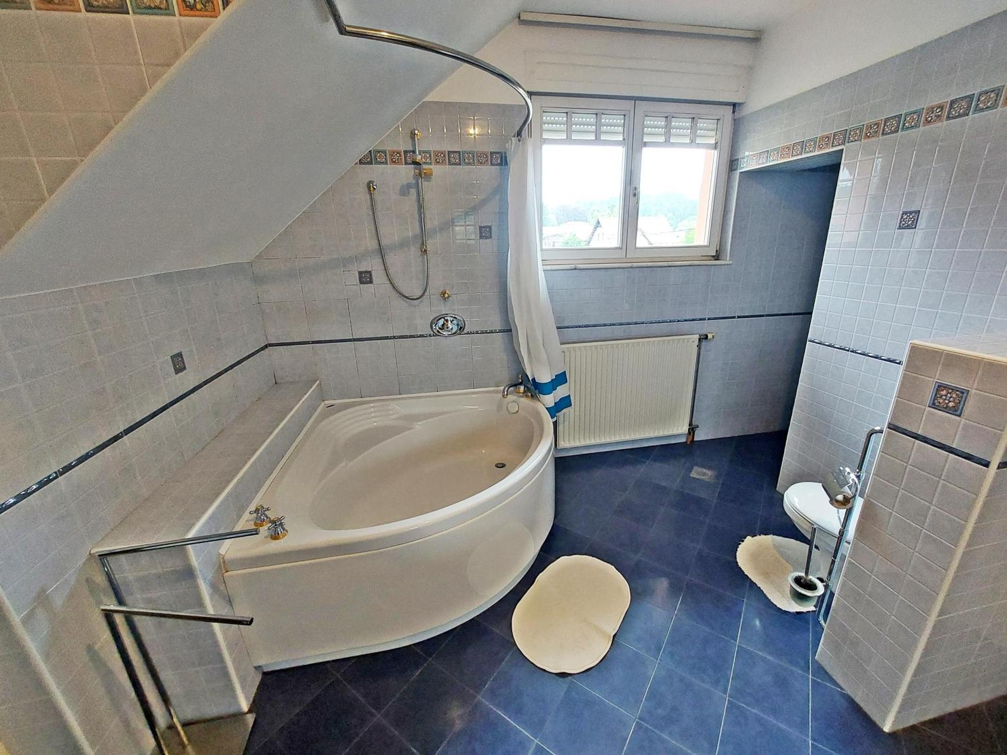 Hotel R24, Rose House Lubiana Esterno foto