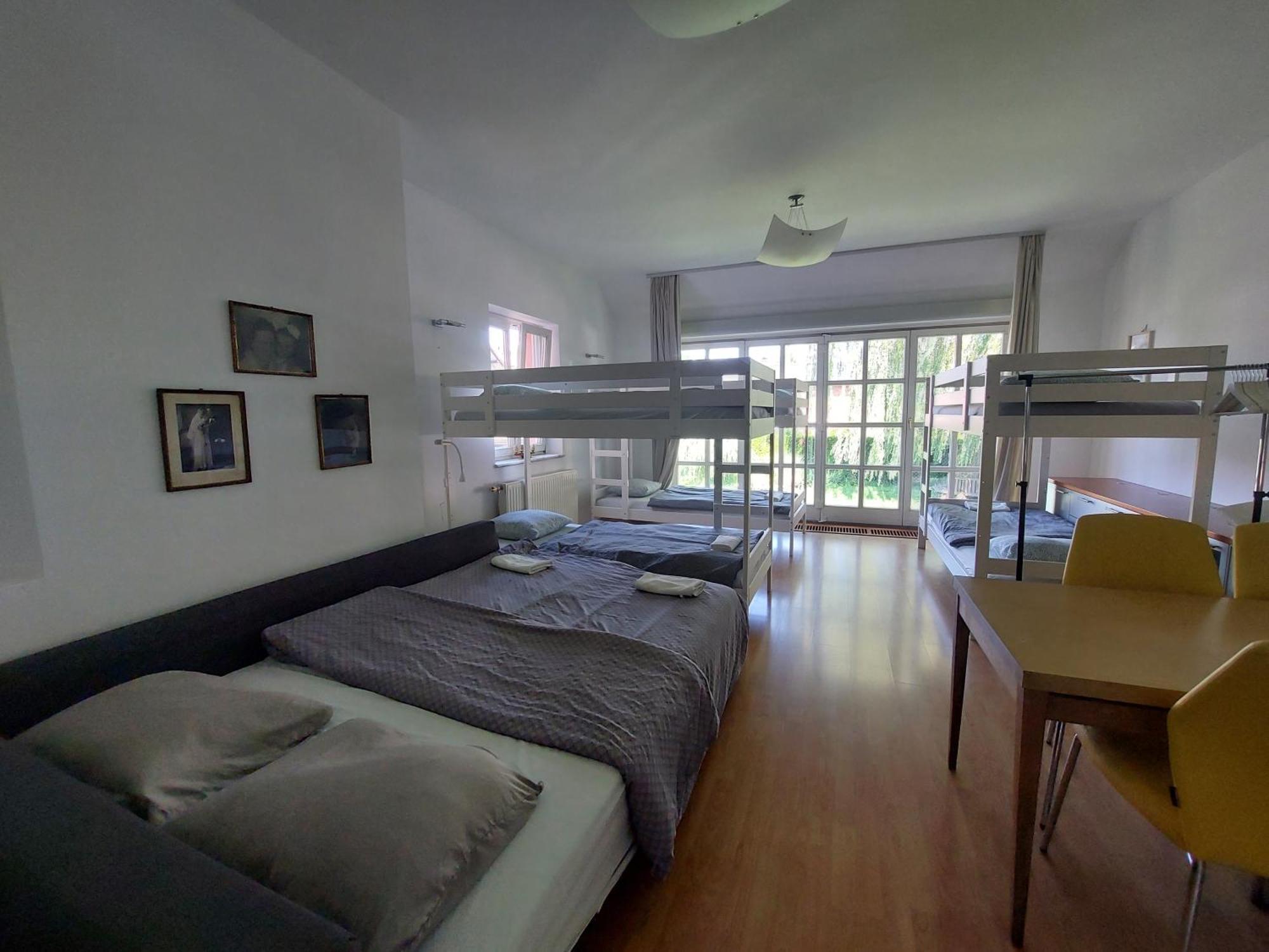Hotel R24, Rose House Lubiana Camera foto